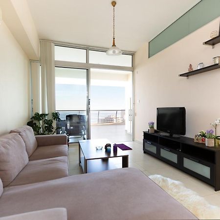 Promenade Seaview Heaven Apartment Ларнака Екстериор снимка