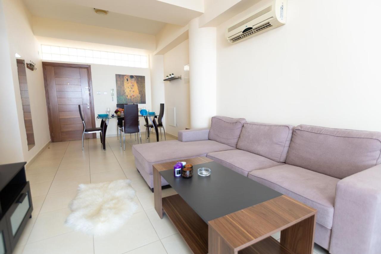 Promenade Seaview Heaven Apartment Ларнака Екстериор снимка