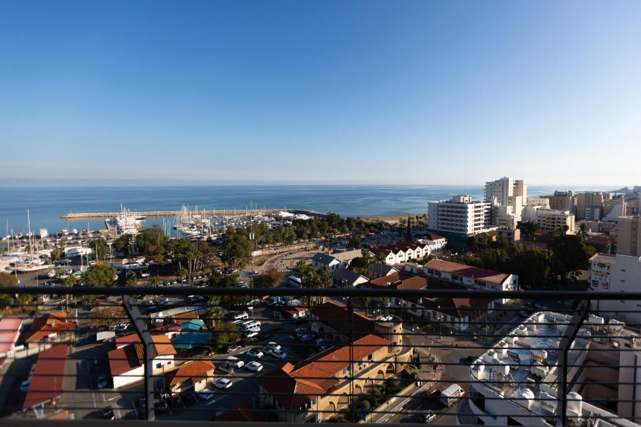 Promenade Seaview Heaven Apartment Ларнака Екстериор снимка