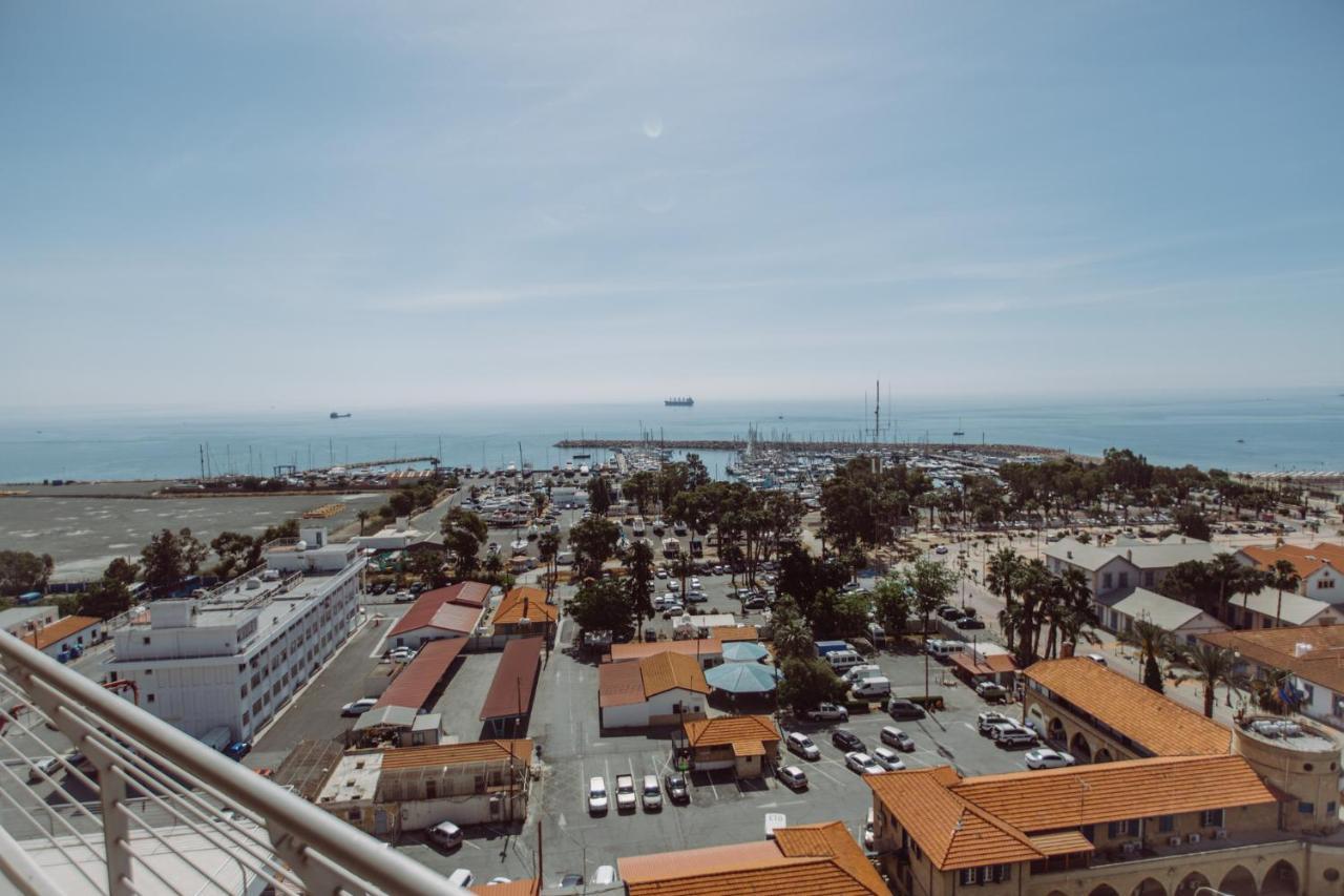 Promenade Seaview Heaven Apartment Ларнака Екстериор снимка